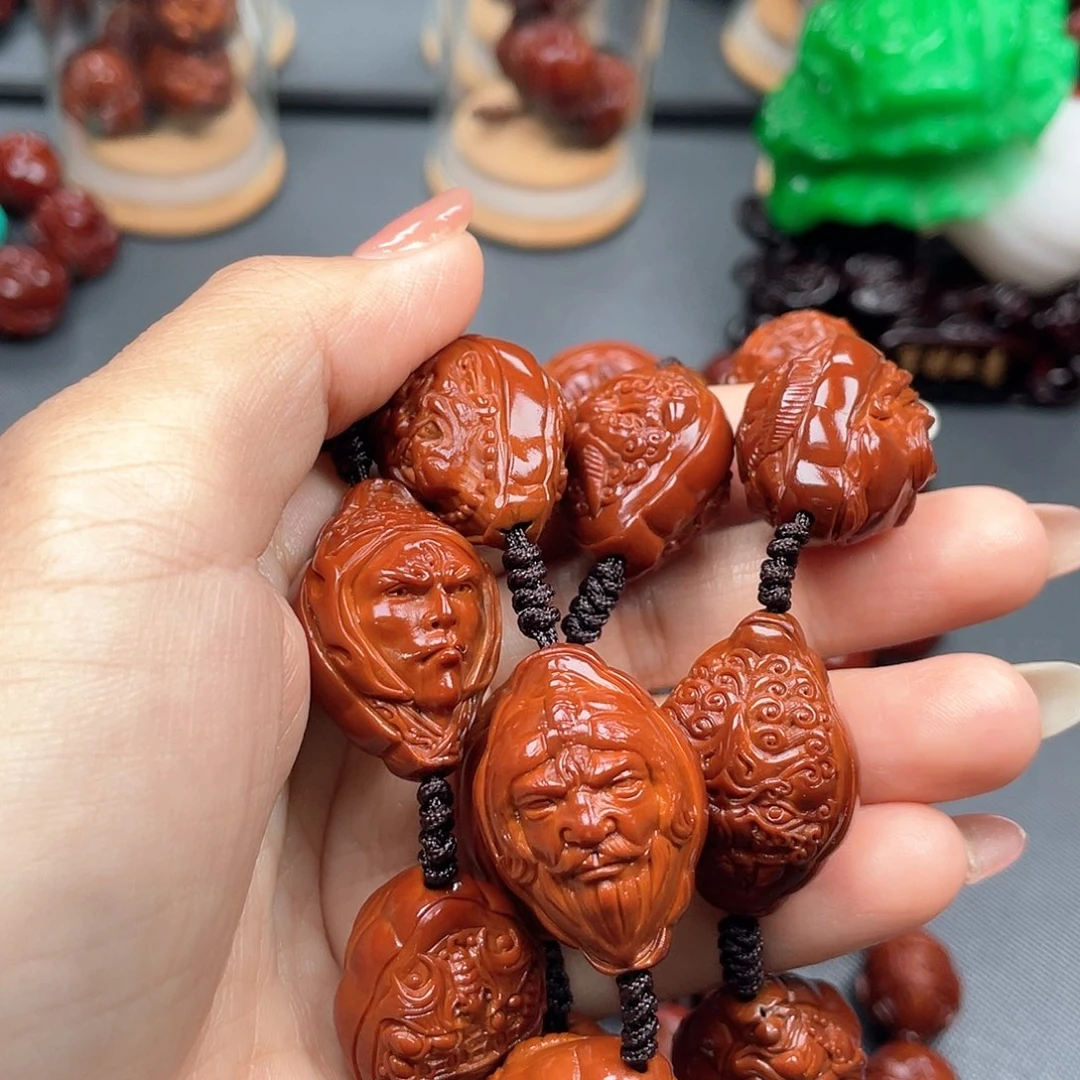 嚣***鱼橄榄核手串森罗万象