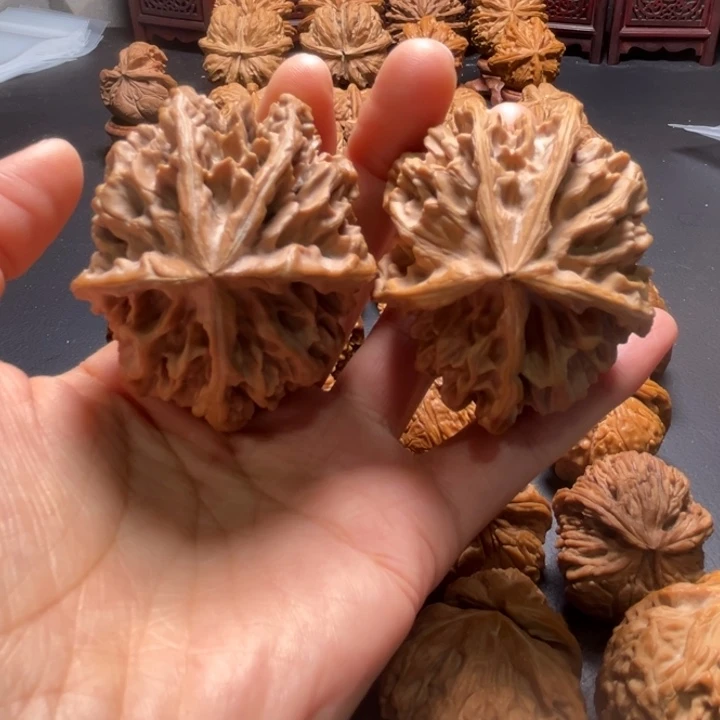 吊坠文玩核桃帝王狮子头五棱核桃哈哈哈哈哈哈