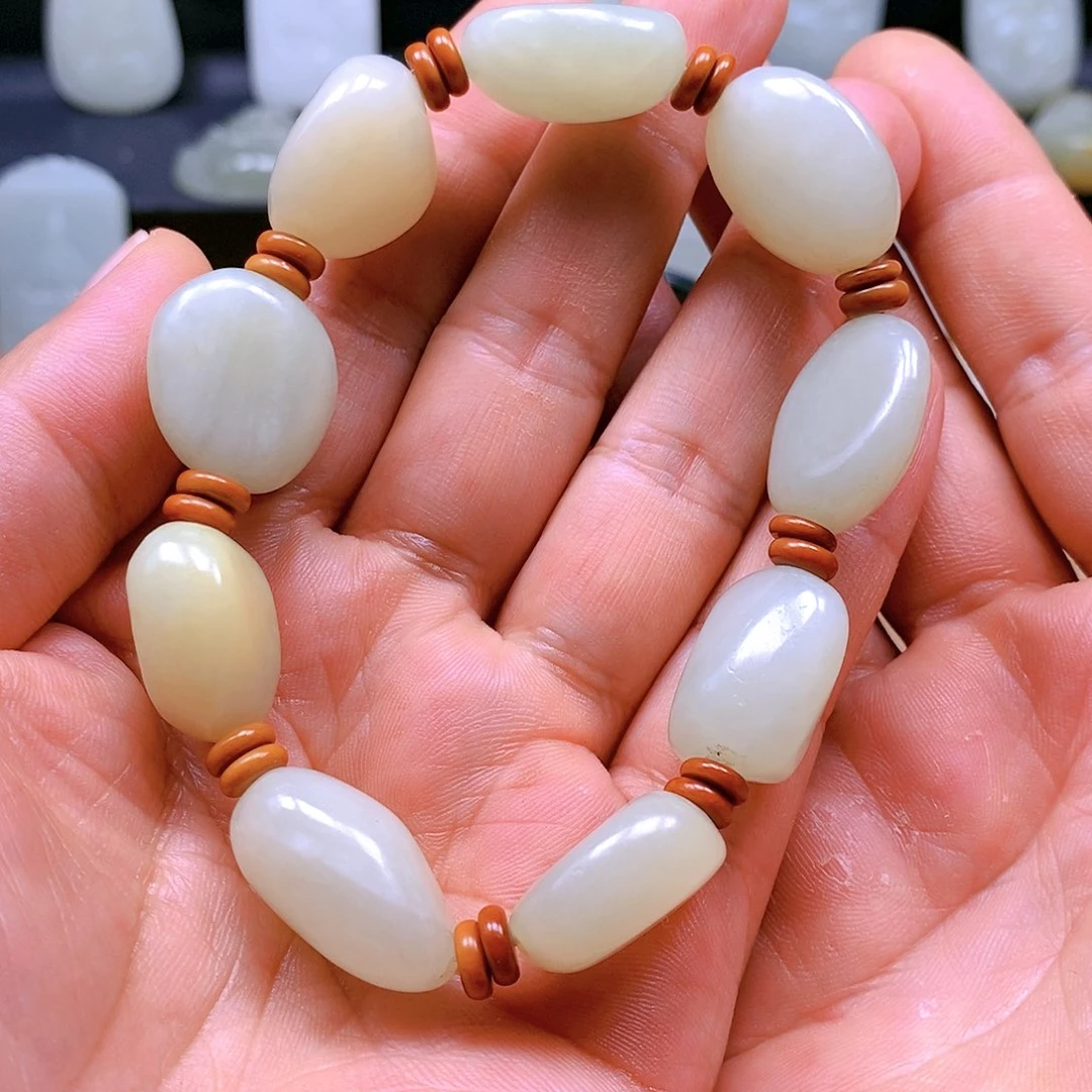 颈饰未镶嵌和田玉養*