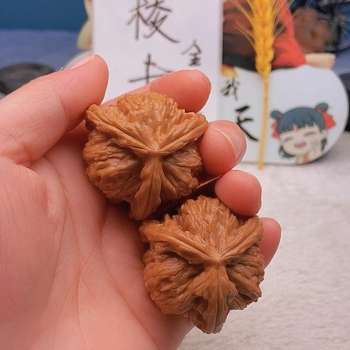 吊坠文玩核桃s****?三棱