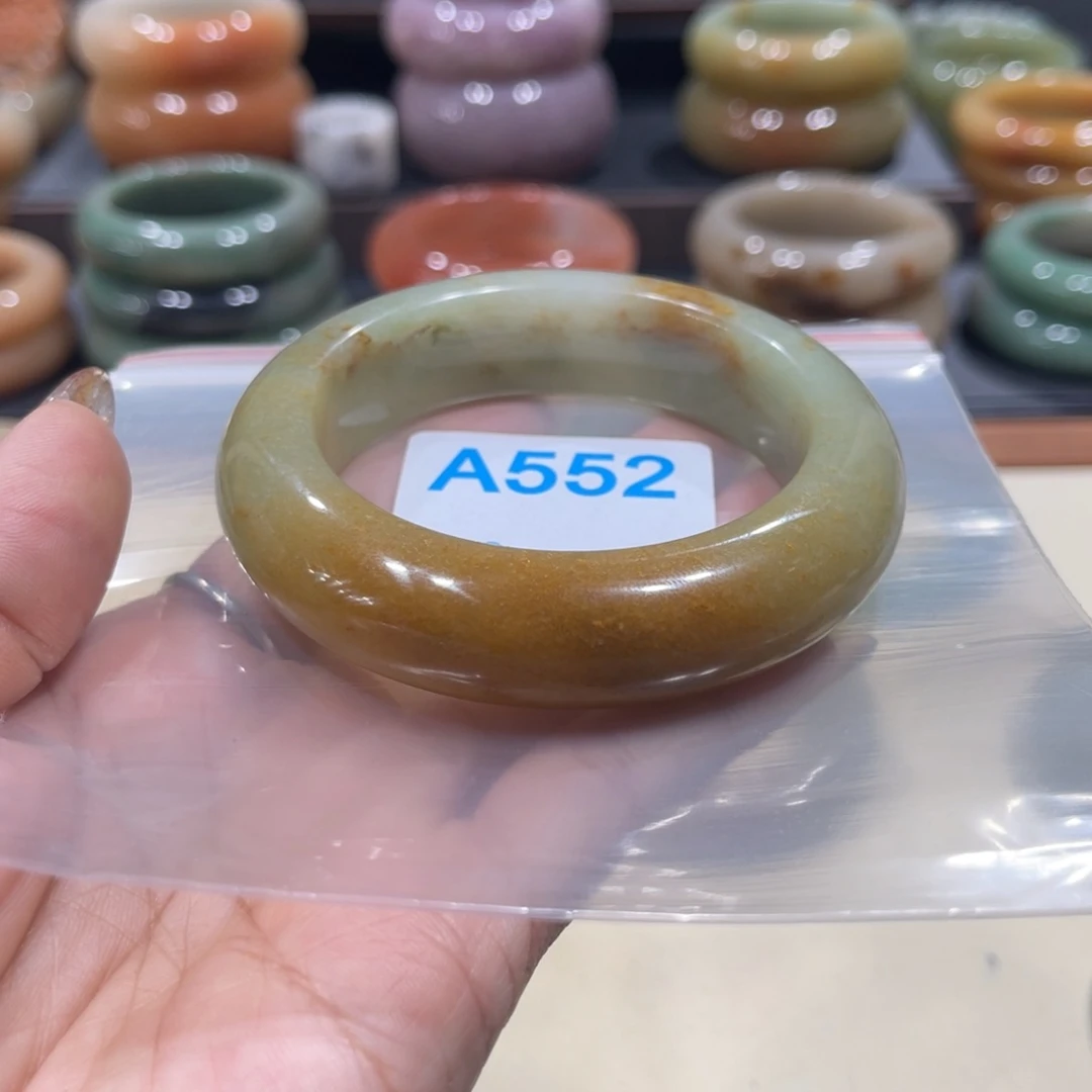 未镶嵌手镯石英岩玉风*