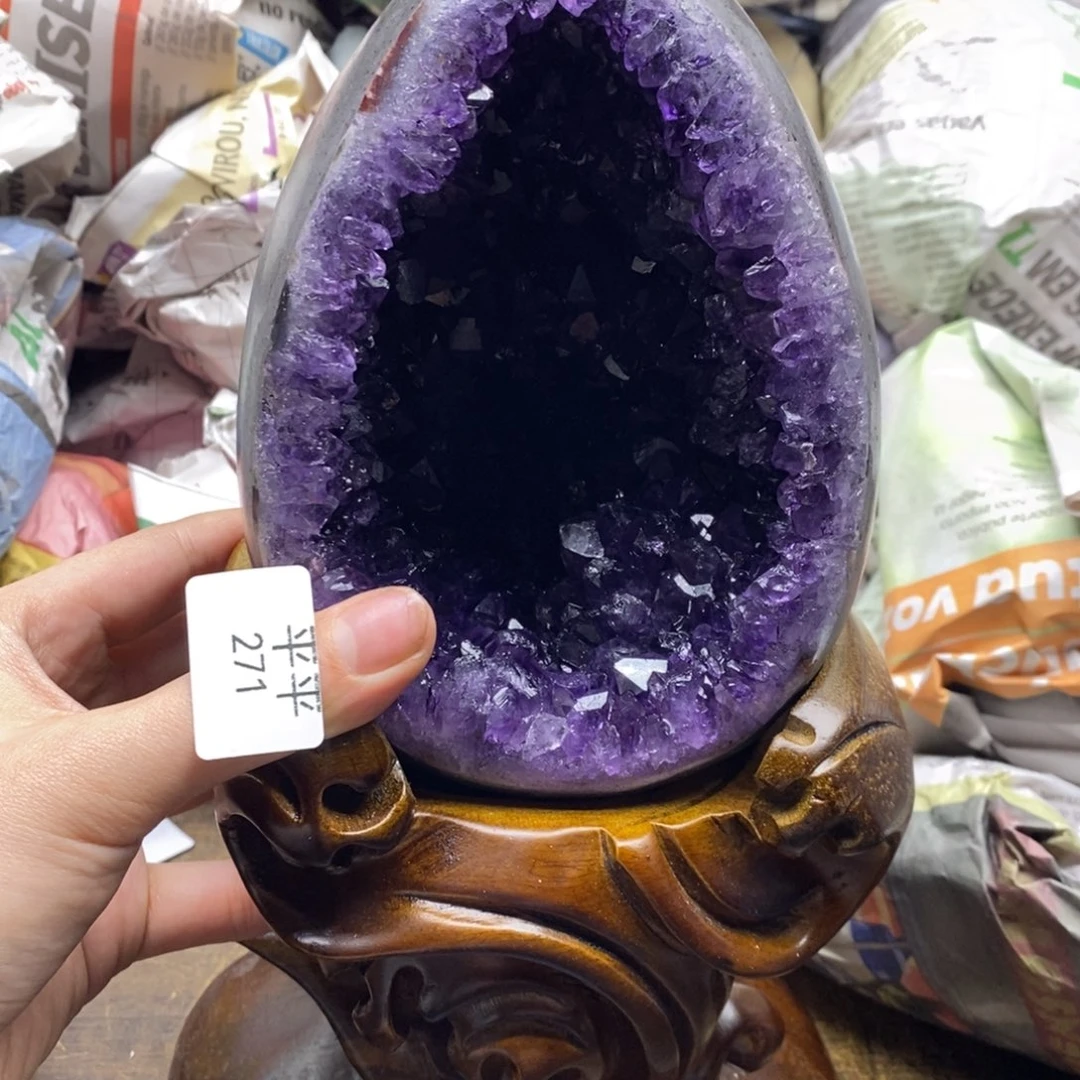 紫晶乌拉圭未镶嵌