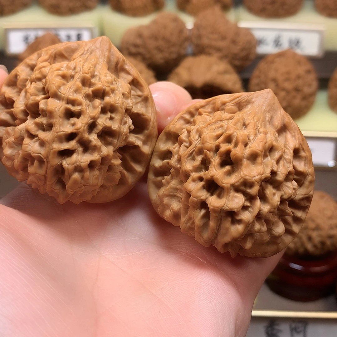 文玩核桃吊坠清**凉官帽44