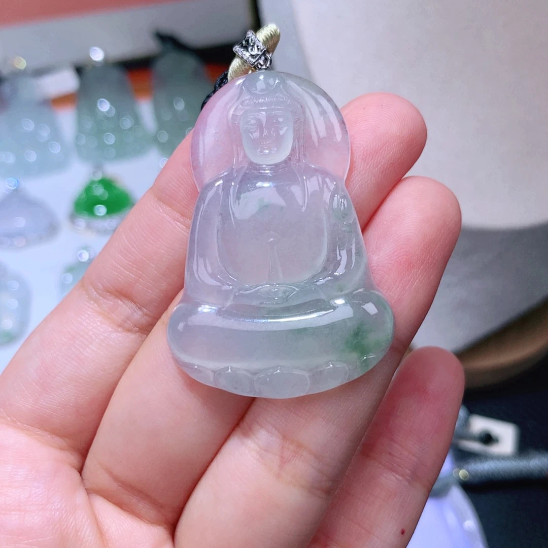 颈饰18K金镶嵌翡翠素衣