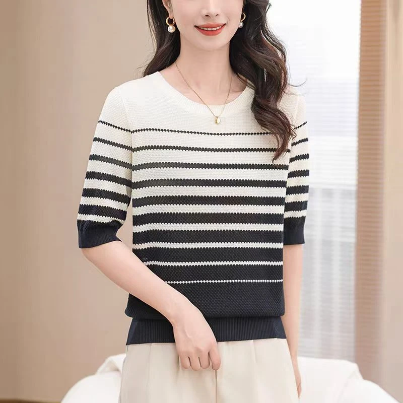 天山高级感女夏条纹冰丝上衣25新款妈妈短袖T恤休闲时尚减龄小衫