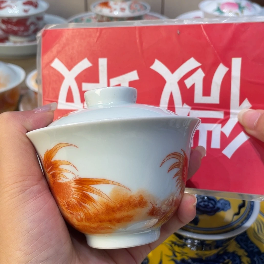 景德镇瓷器和我一样都没有办法