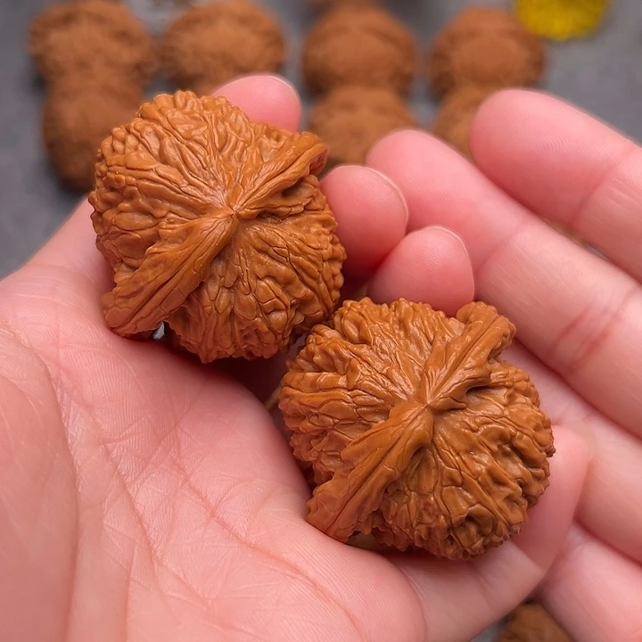 把件文玩核桃精品大肚白狮子43