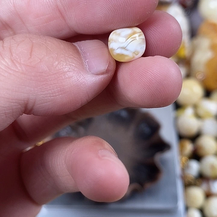 琥珀未镶嵌珠宝奇石我