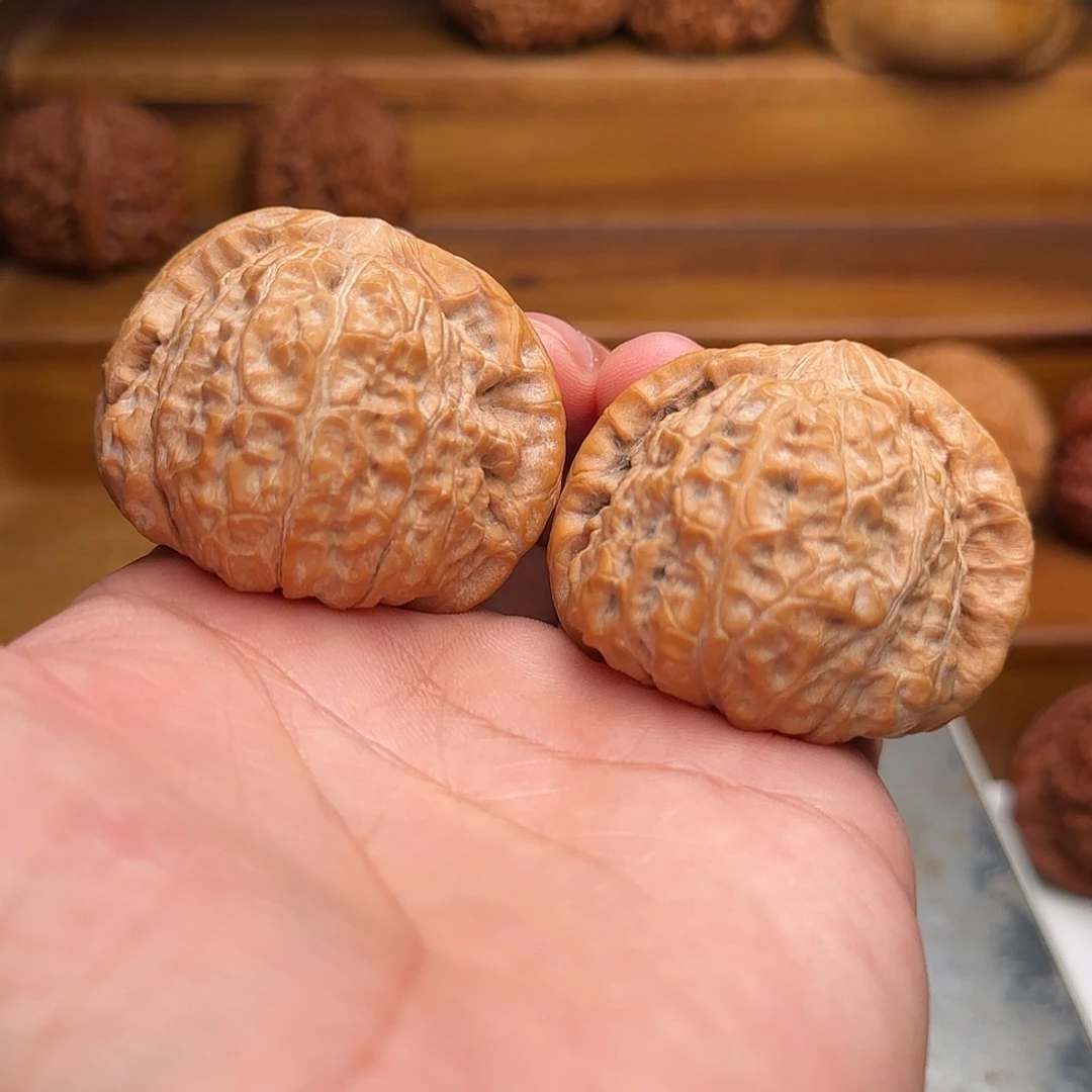 开***行桃核吊坠南瓜墩核桃一对