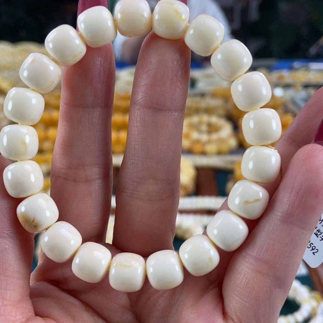 琥珀未镶嵌珠宝奇石9同料12.03