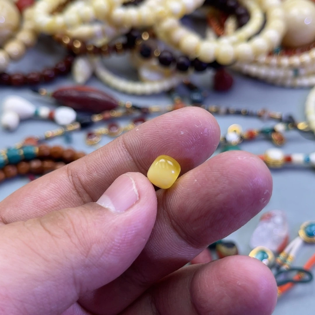 琥珀未镶嵌珠宝奇石209