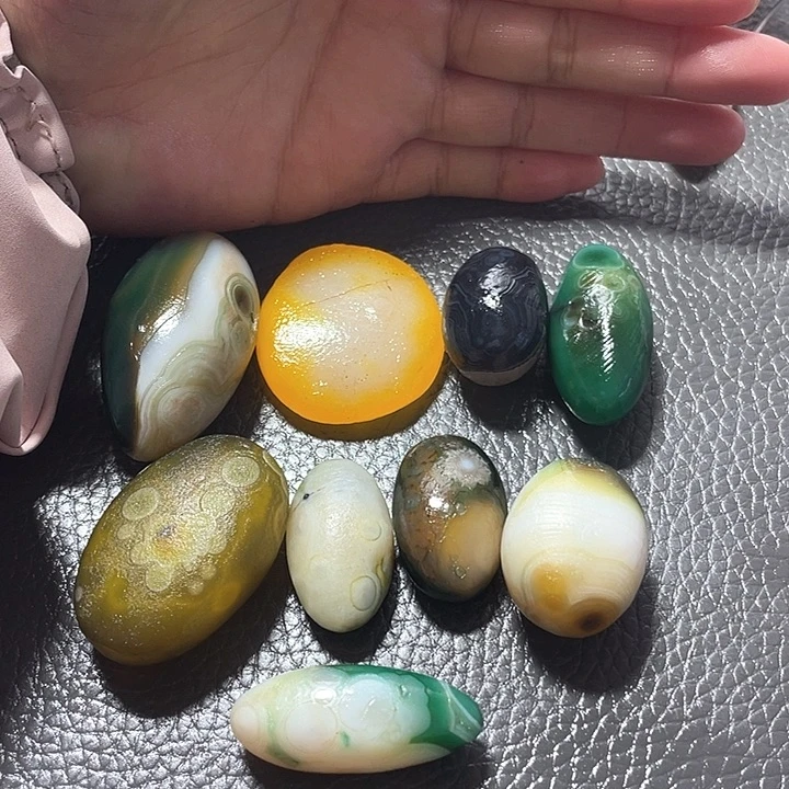 琥珀未镶嵌珠宝奇石布*汉