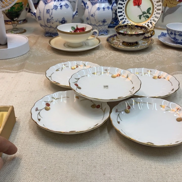 紫砂金瓷阁精品瓷器店