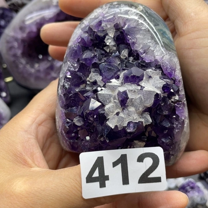 未镶嵌水晶大型摆件（非配饰）