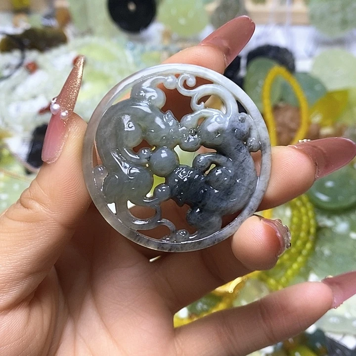 蛇纹石玉颈饰未镶嵌毛*