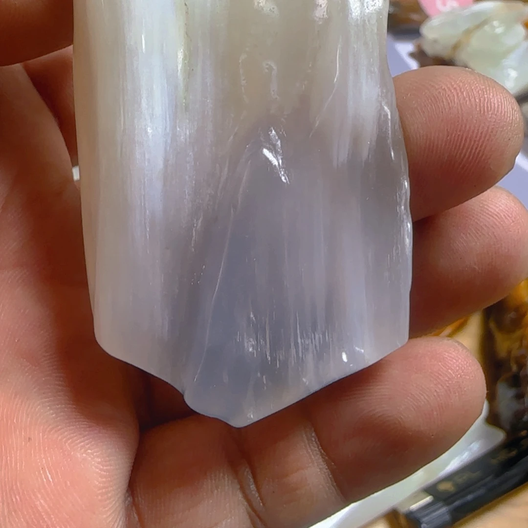暖***心未镶嵌手把硅化玉