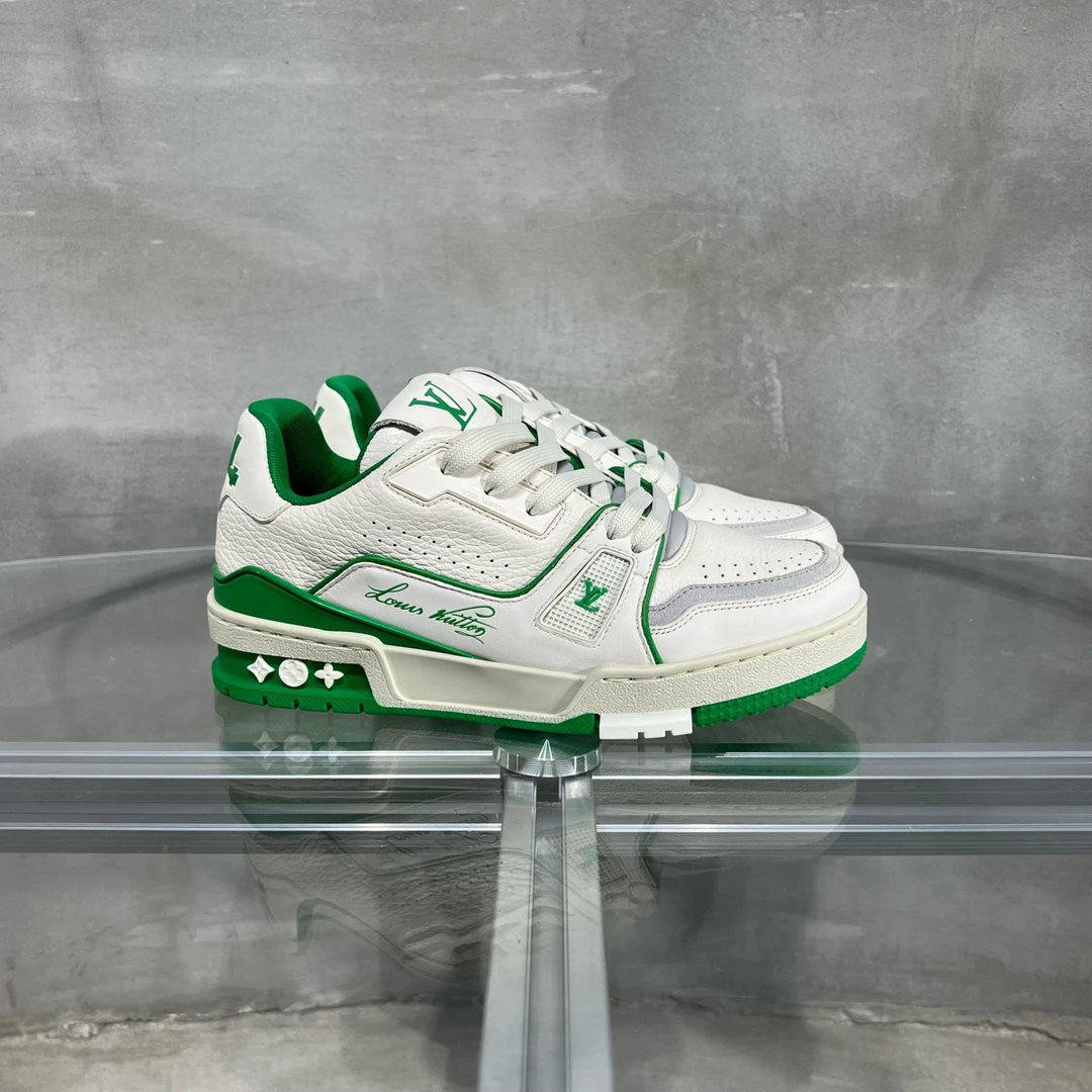 未使用 LouisVuitton/路易威登 TRAINER 白绿 36.5 原盒 DY7483