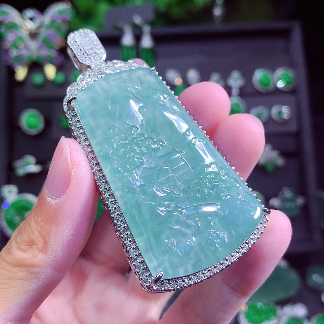 颈饰未镶嵌翡翠挂件