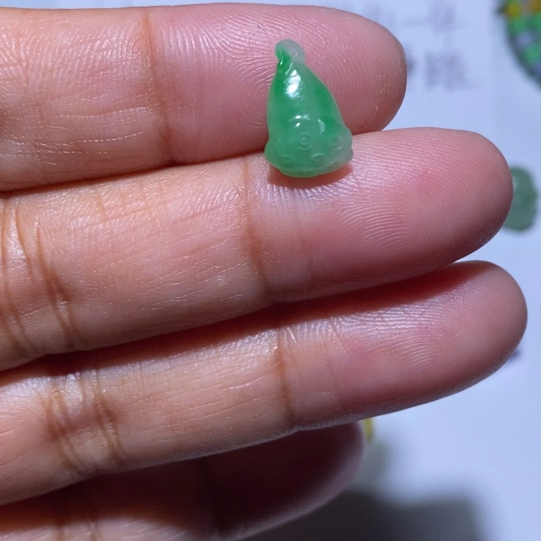 颈饰未镶嵌翡翠44