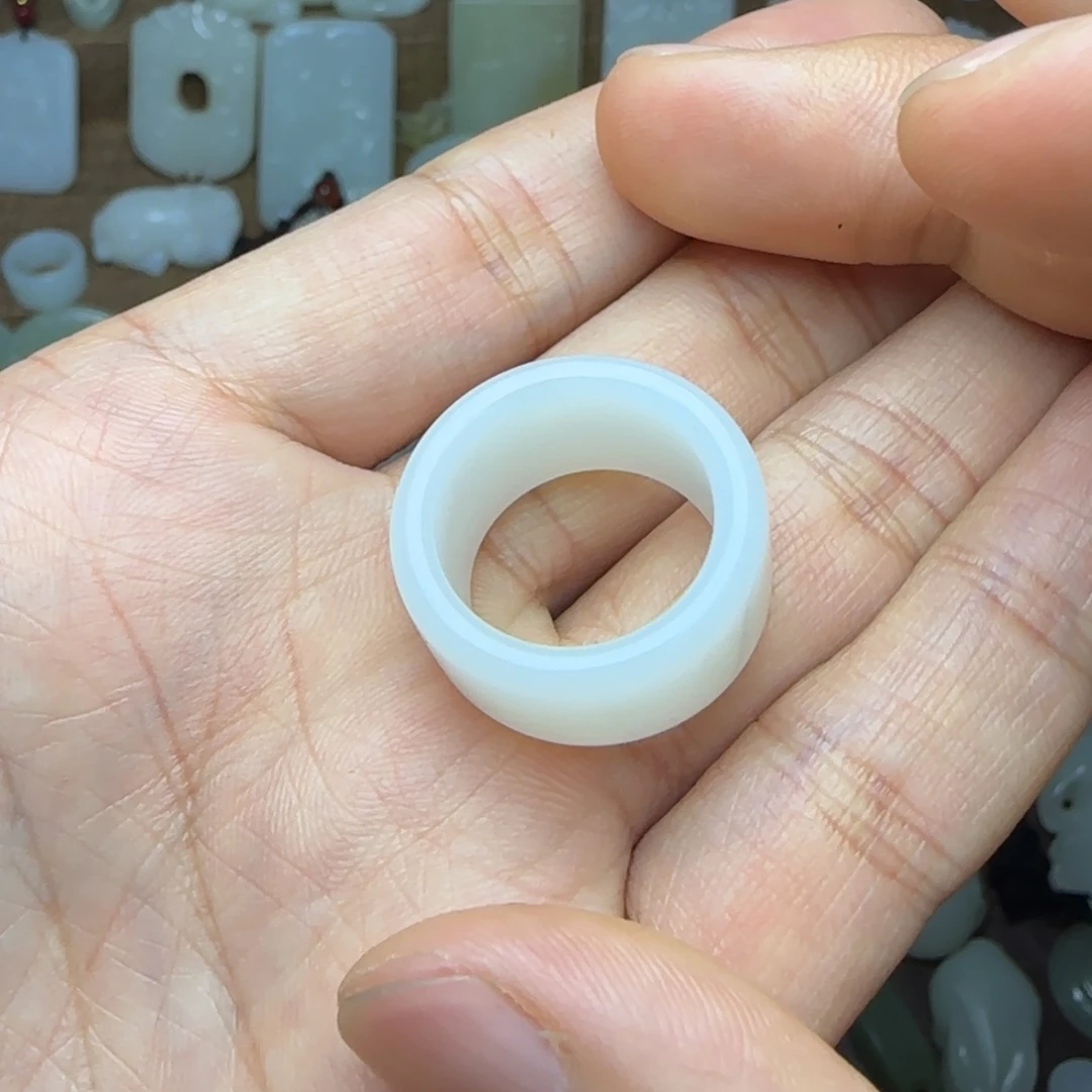 和田玉挂件未镶嵌@****困18