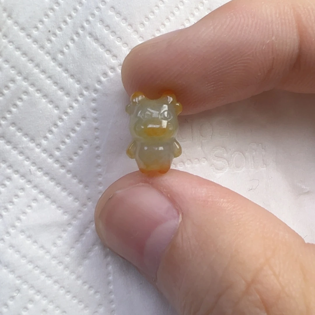 翡翠散珠通孔牛牛