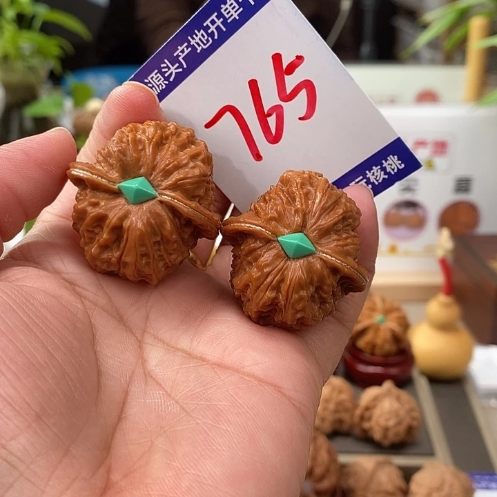 文玩核桃把件35埋银线镶嵌手盘血麒麟765号