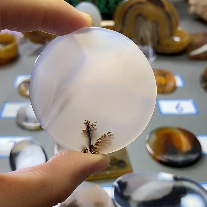 玛瑙/玉髓未镶嵌珠宝半成品137