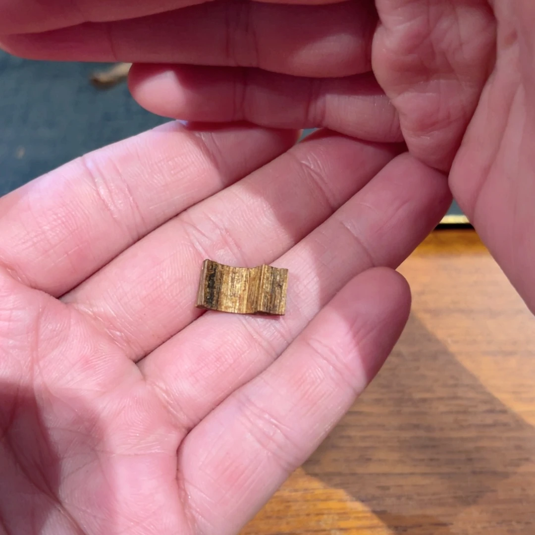 沉香木吊坠海南油结绿白棋楠0.27g