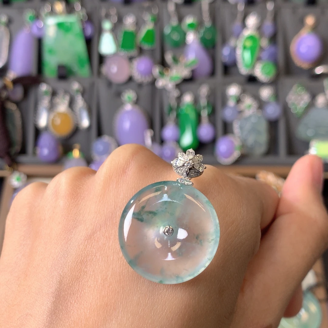 翡翠18K金镶嵌吊坠(不含链)