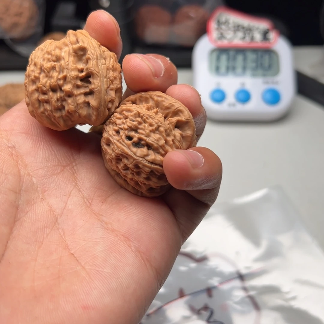 桃核吊坠恰*哈哈哈哈哈哈哈哈哈哈哈哈