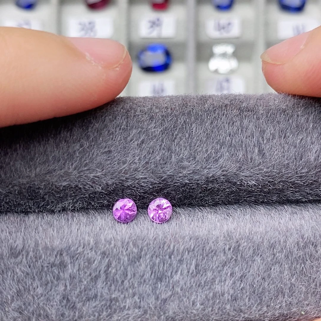 蓝宝石裸石未镶嵌耳钉料粉蓝宝一对0.52ct/678号