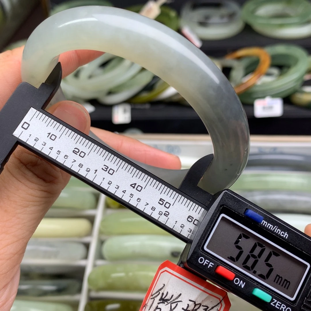 未镶嵌蛇纹石玉手镯599