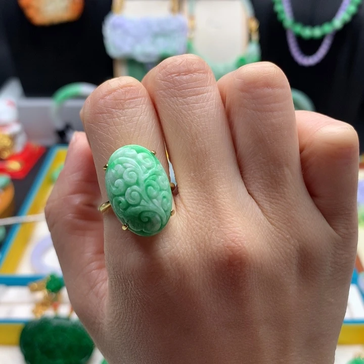 翡翠戒指未镶嵌翡翠戒指