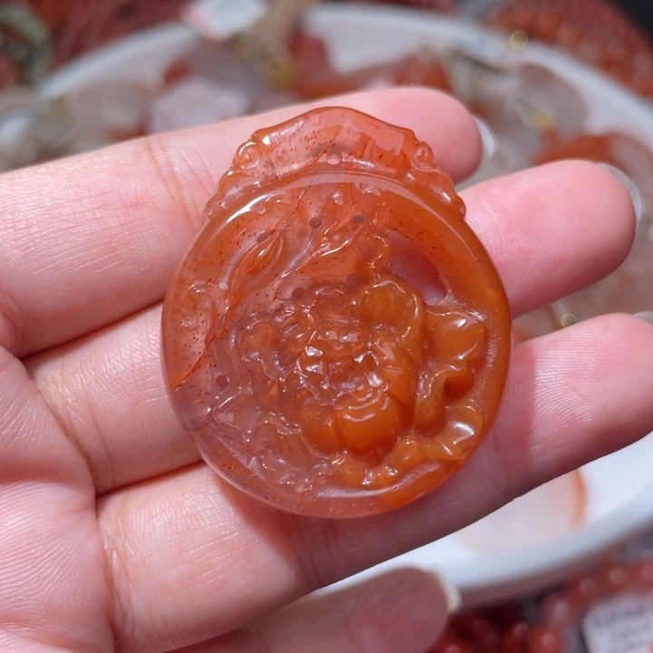 南红玛瑙未镶嵌花开富贵吊坠
