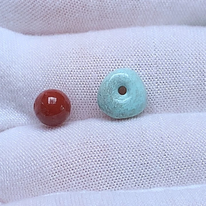 南红玛瑙未镶嵌珠宝奇石