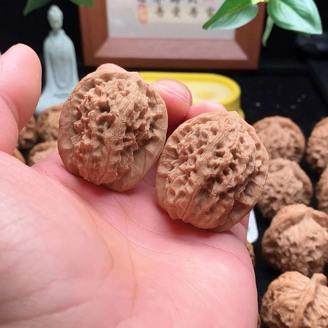 文玩核桃吊坠马老四36