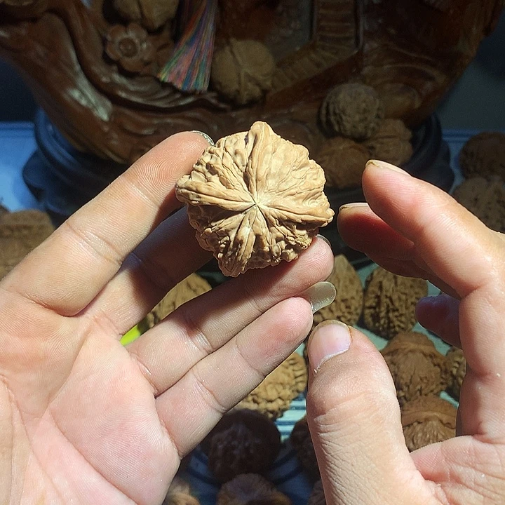把件文玩核桃四棱
