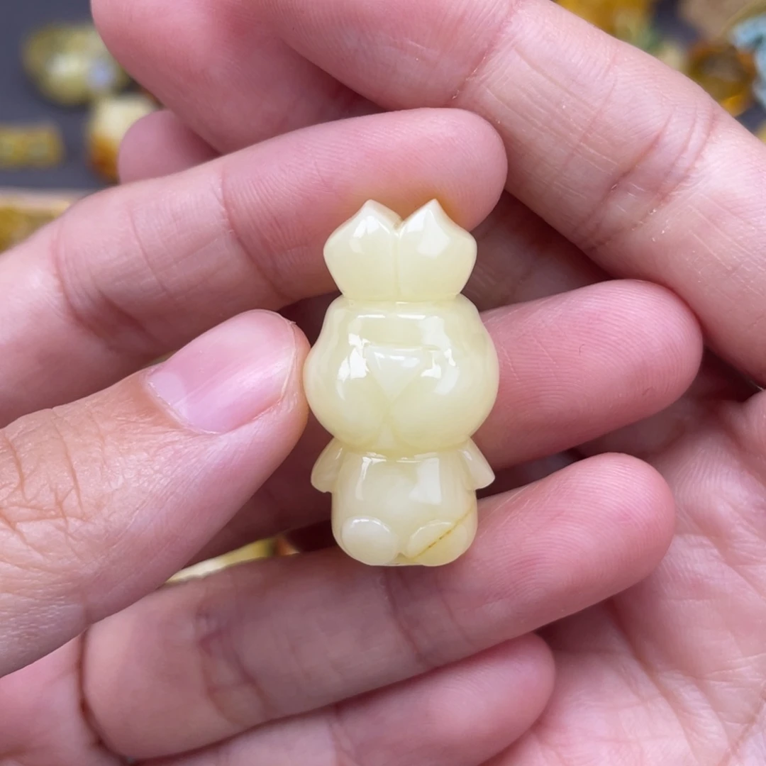裸石琥珀未镶嵌蜜蜡