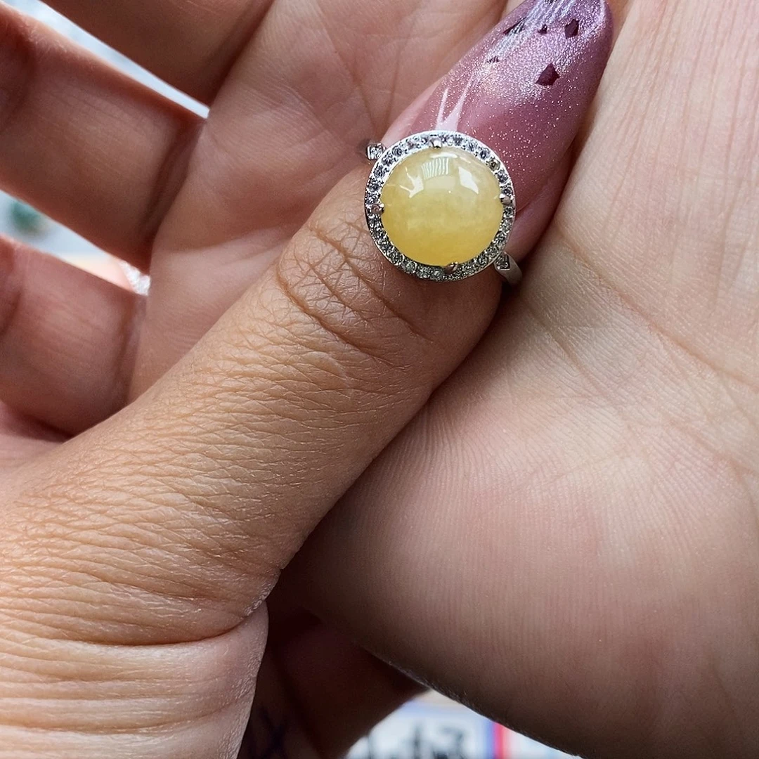 人***梦翡翠未镶嵌戒指缅甸