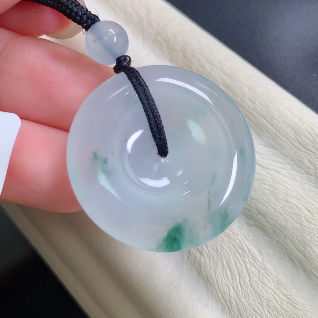 翡翠未镶嵌颈饰扣子