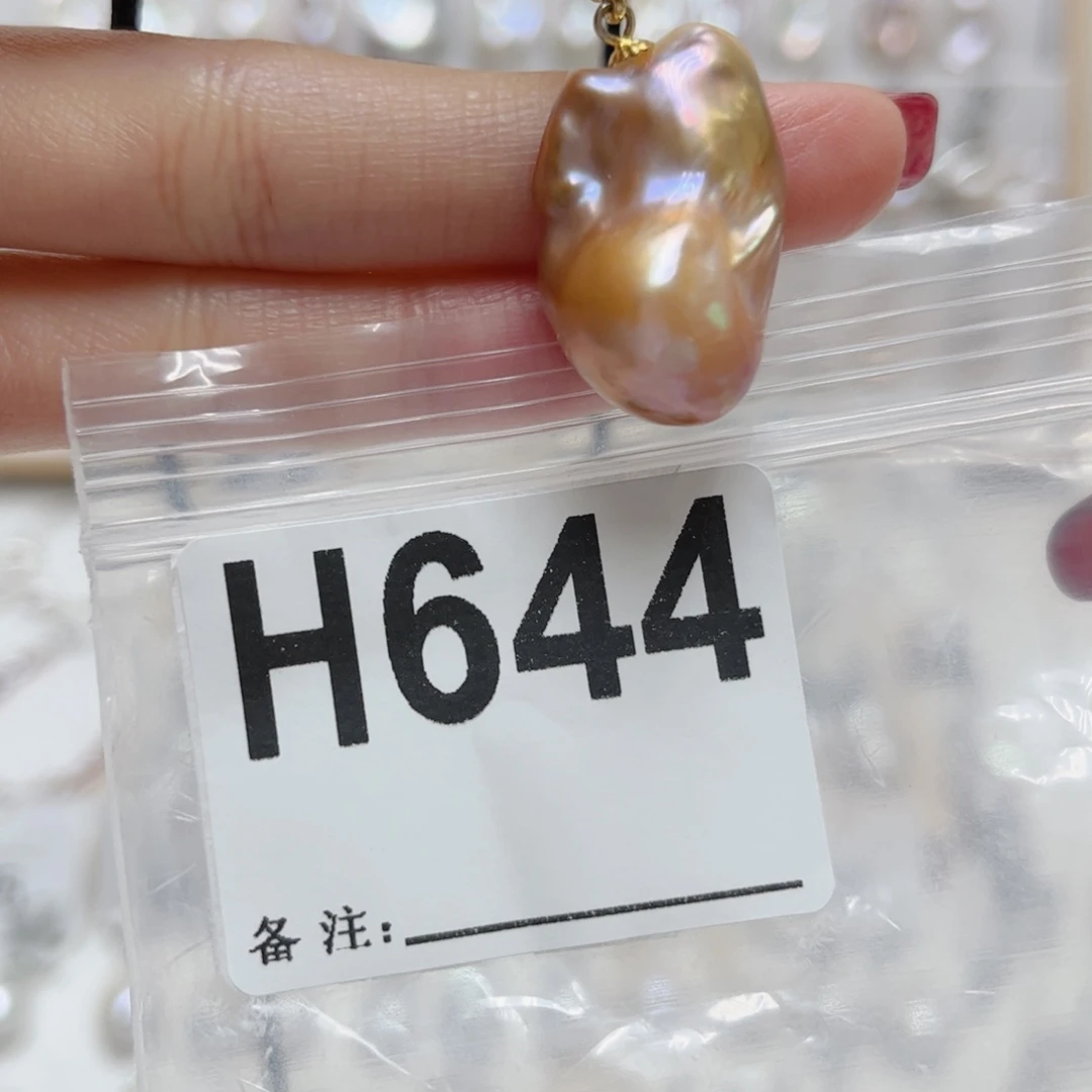 颈饰未镶嵌淡水珍珠