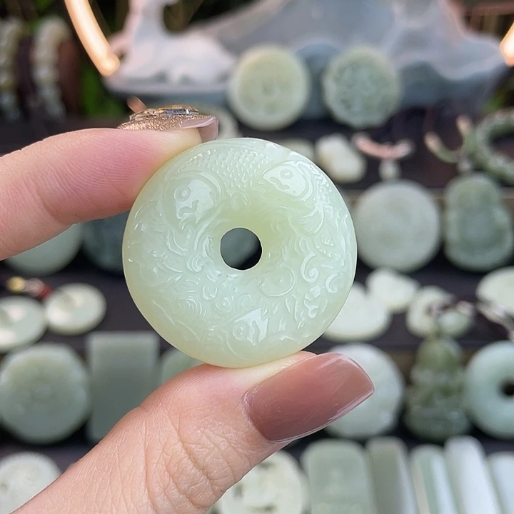 和田玉未镶嵌颈饰丑***1