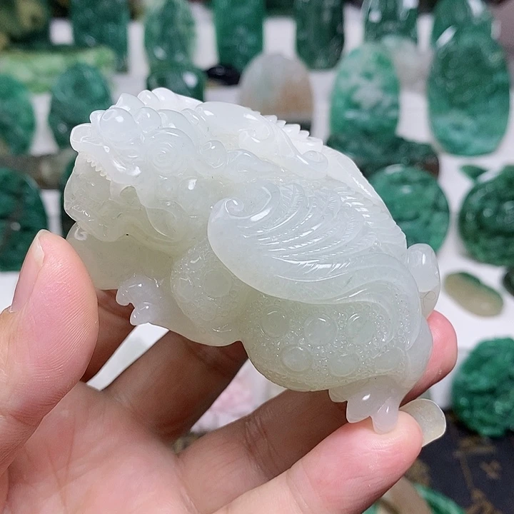 未镶嵌独山玉颈饰罗*生