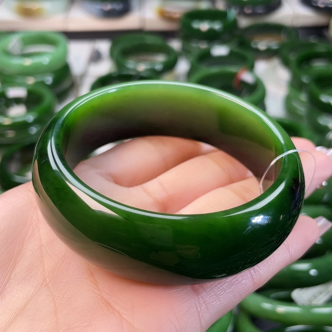 和田玉（碧玉）手镯未镶嵌