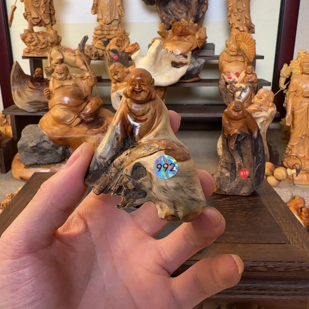 崖柏小木匠艺雕一物一拍