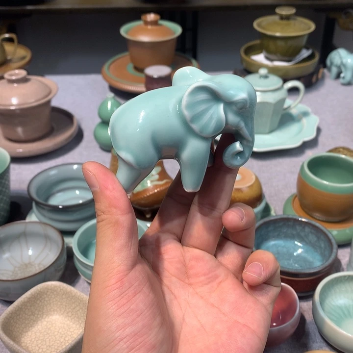 龙泉青瓷手工茶宠