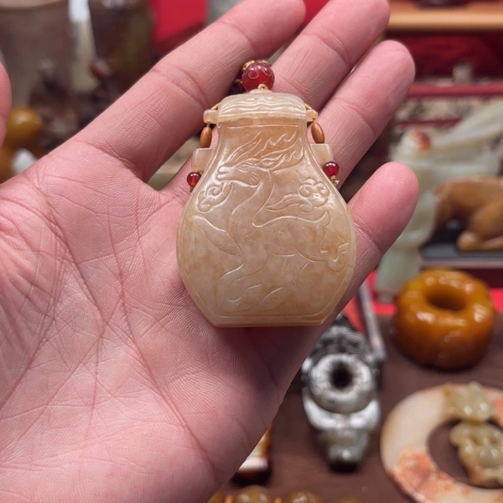 华***兴和田玉未镶嵌挂件