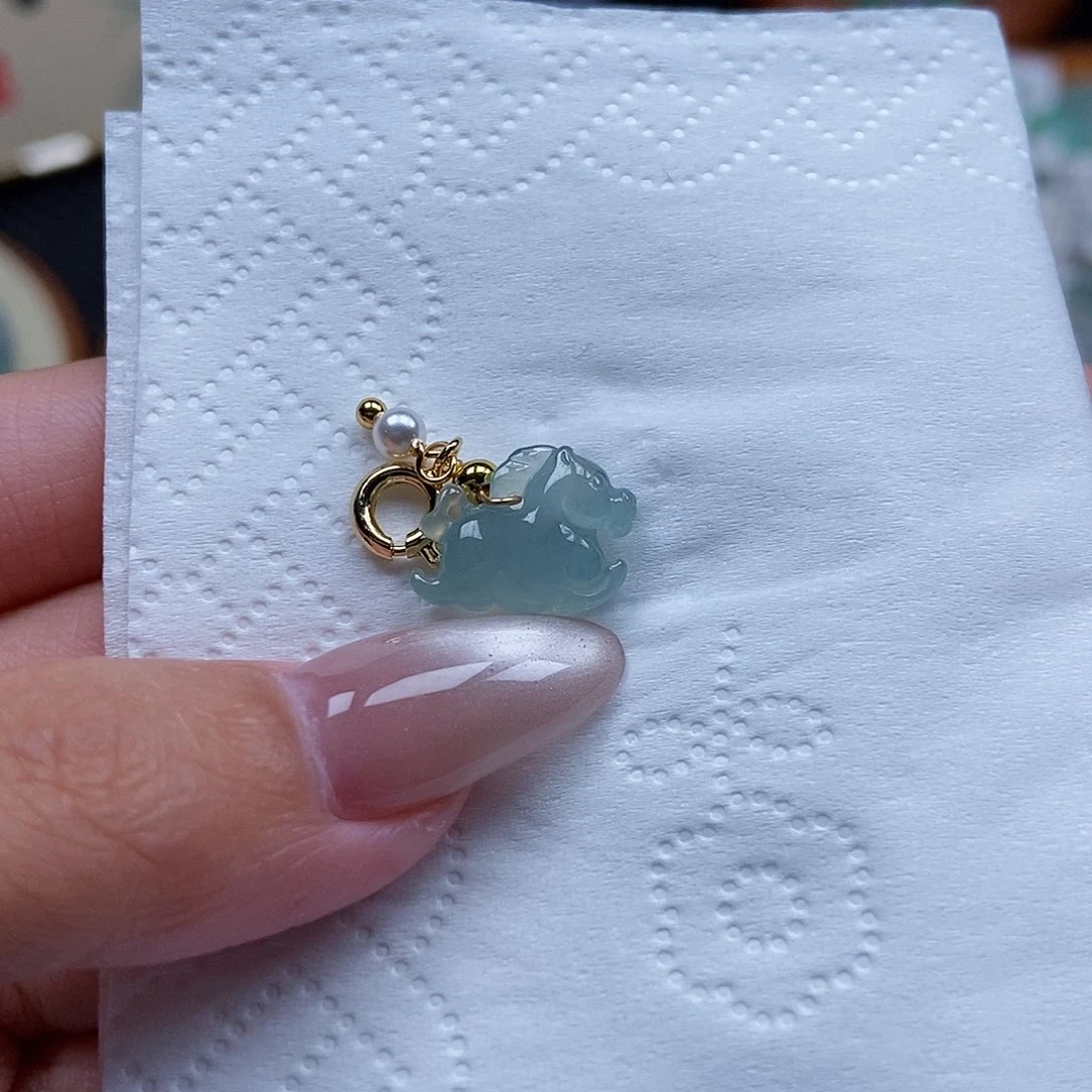 未镶嵌挂件翡翠闪