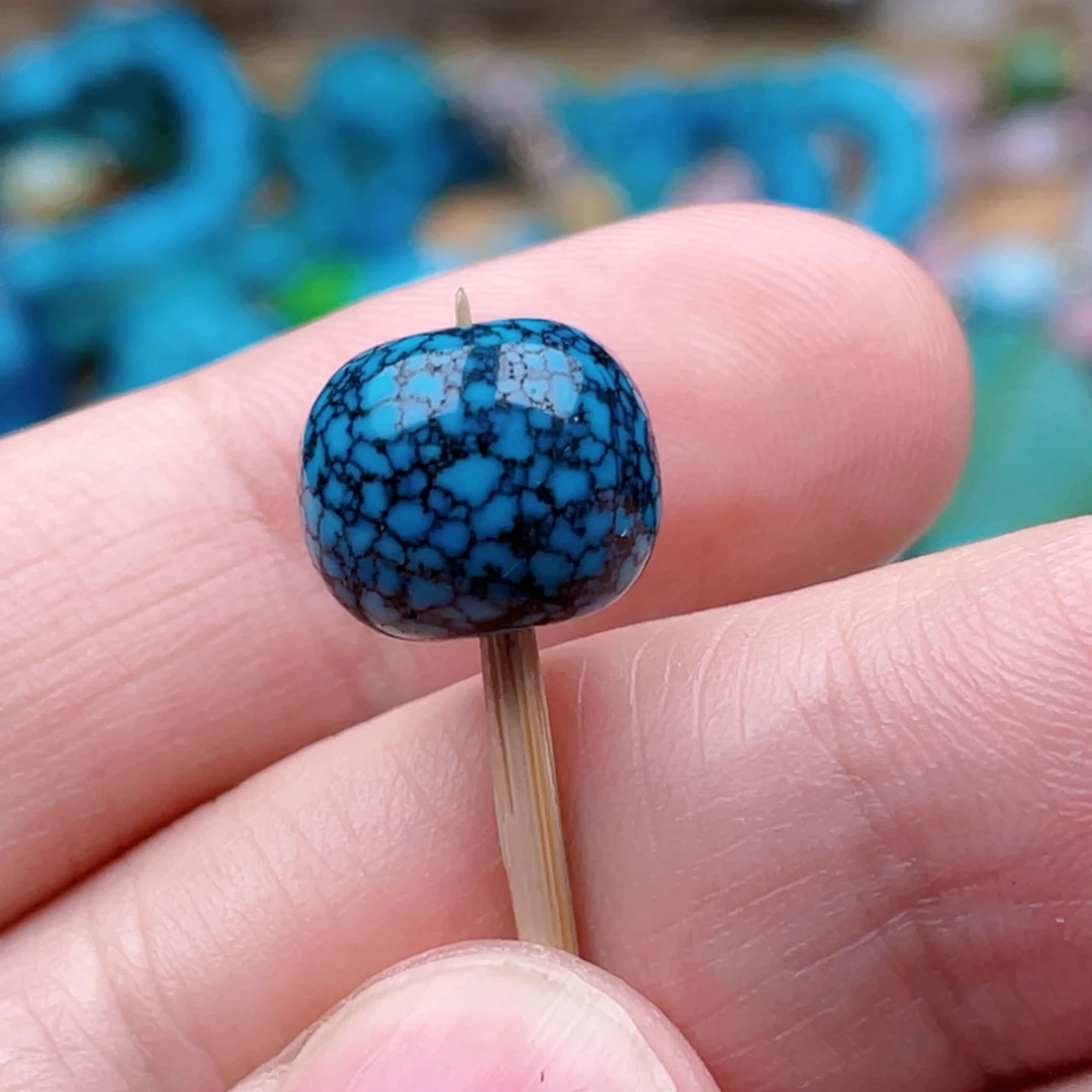 绿松石未镶嵌绿松石10x12mm