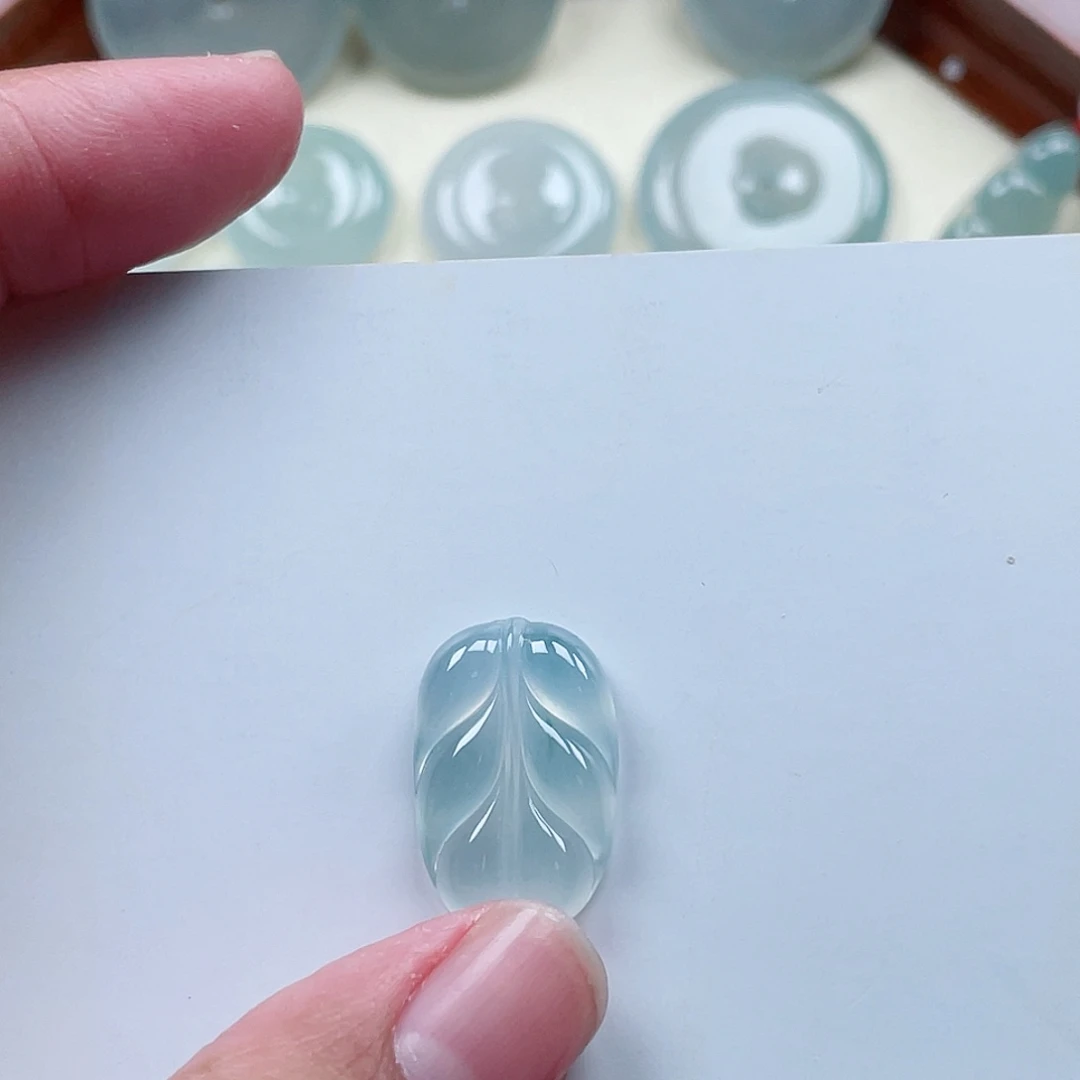 翡翠未镶嵌颈饰6658888999